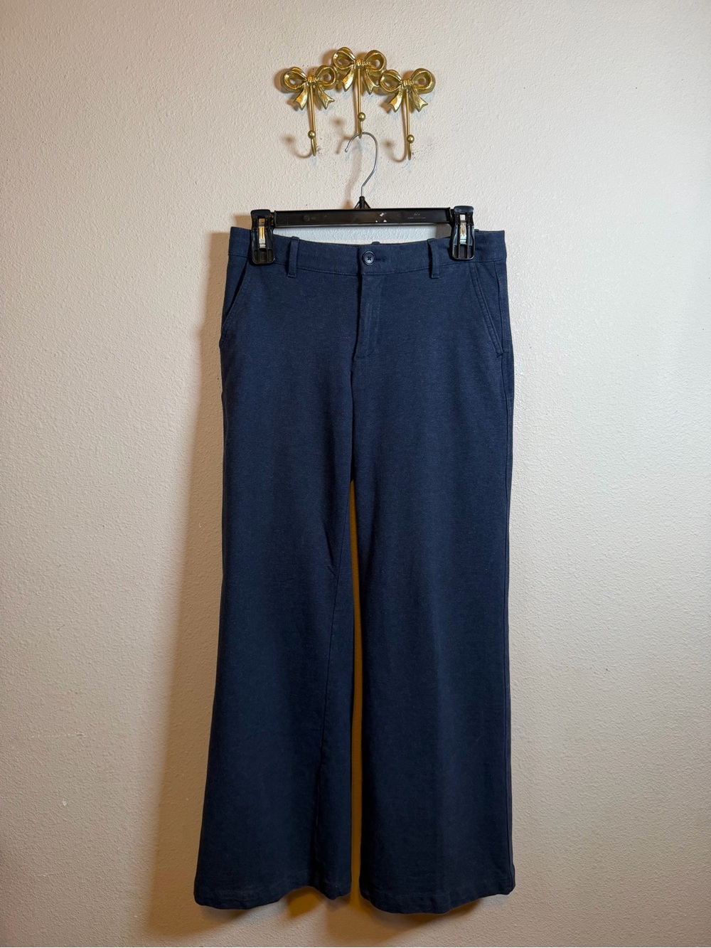 GAP Women’s Dark Denim Wide Leg Pants. Size 4P